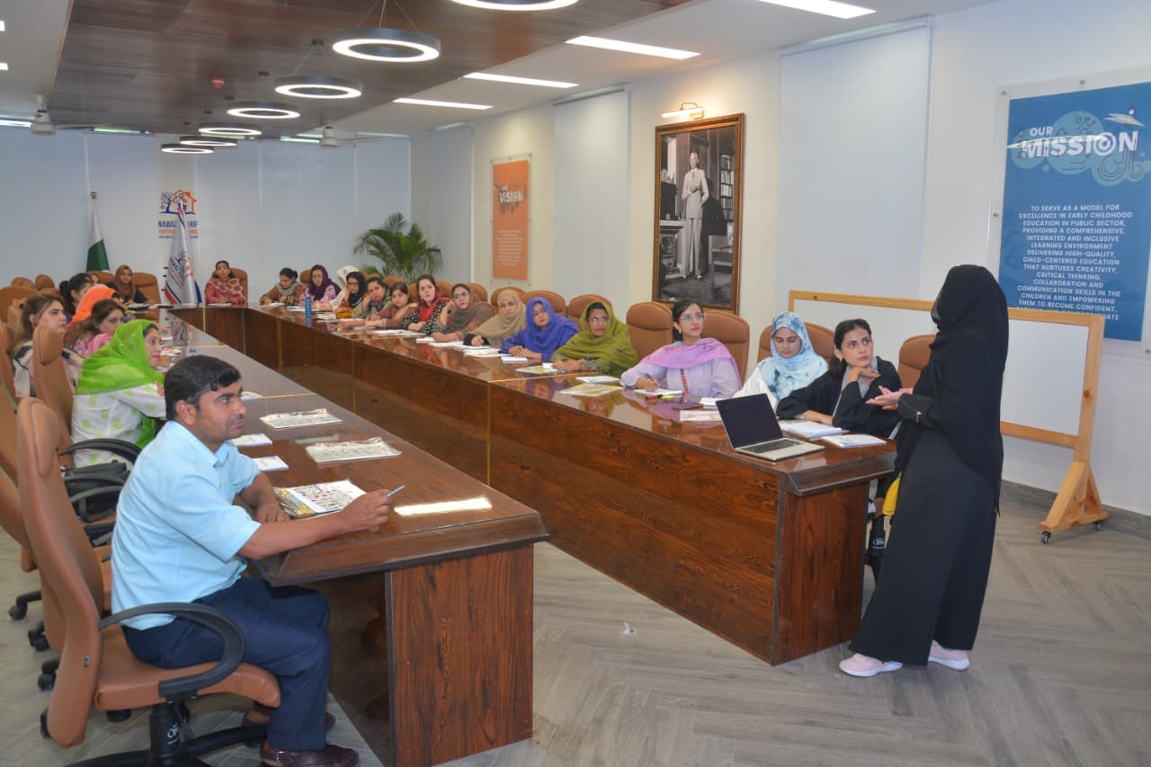 lahore pilot project training sessions event photograph 24