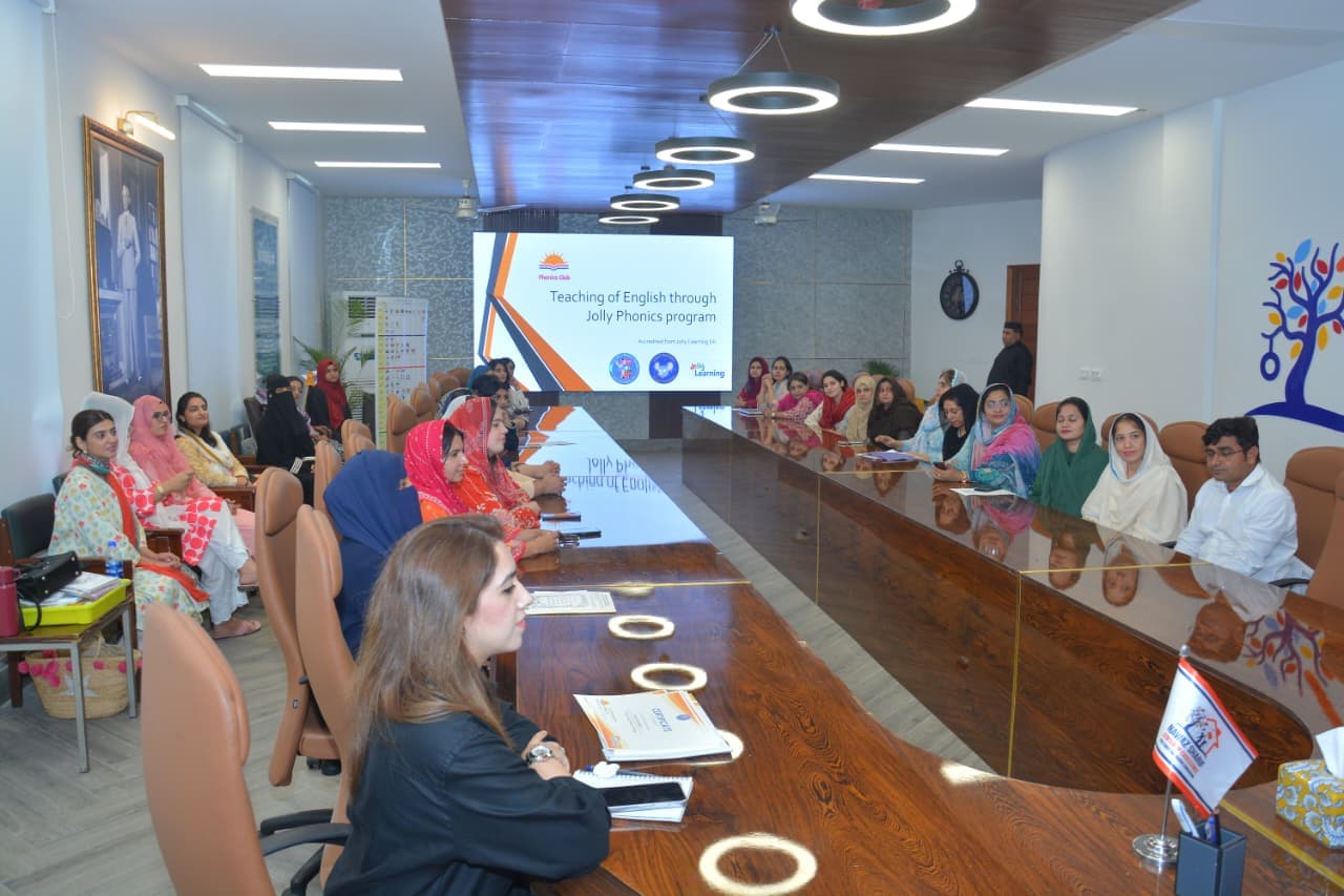 lahore pilot project training sessions event photograph 26